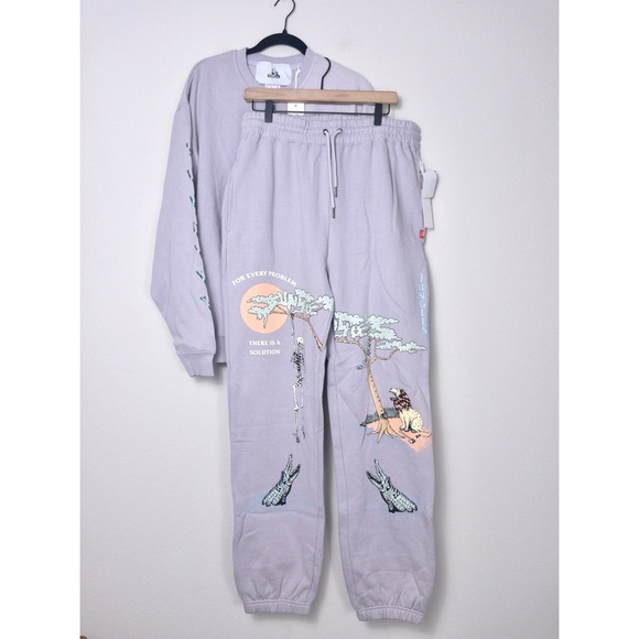 NWT [SET] Jungles Jungles Yin Yang Crewneck L + For Every Problem Trackpant XXL - Picture 2 of 14